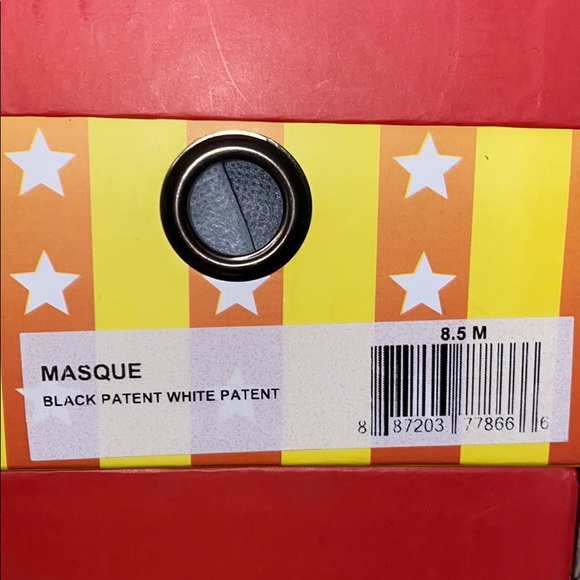 NIB JEFFREY CAMPBELL MASQUE BLACK PATENT SHOES - Picture 12 of 12